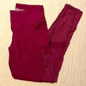 Victoria Sport Mesh Detail Legging